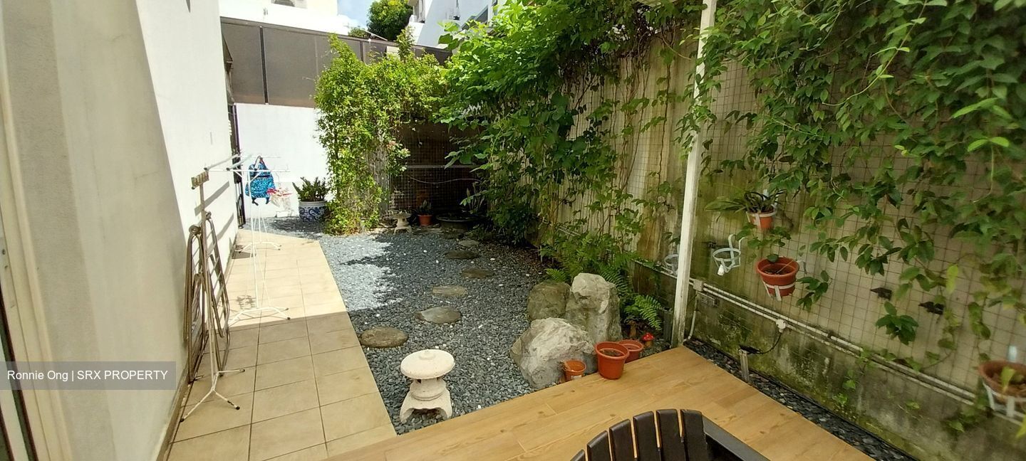 Mimosa Drive (D28), Terrace #433681211